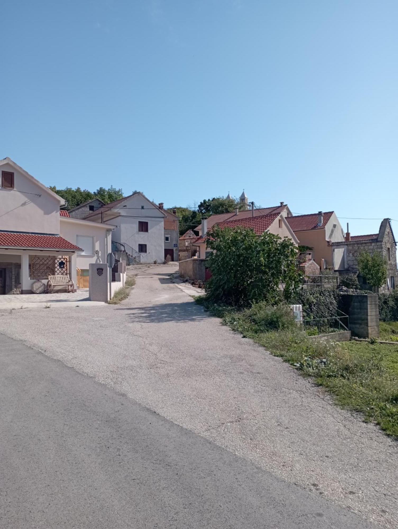 Luce Lägenhet Kijevo Exteriör bild